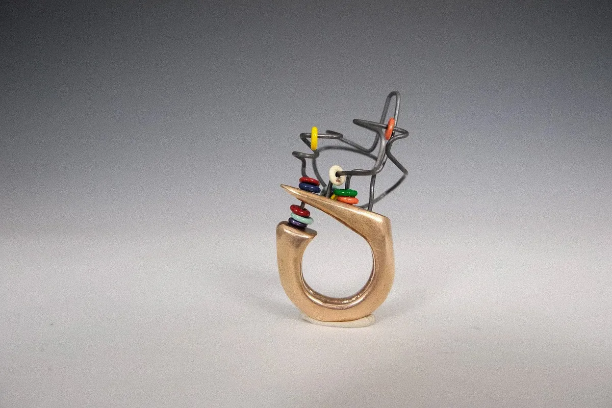 sculpture ring photo